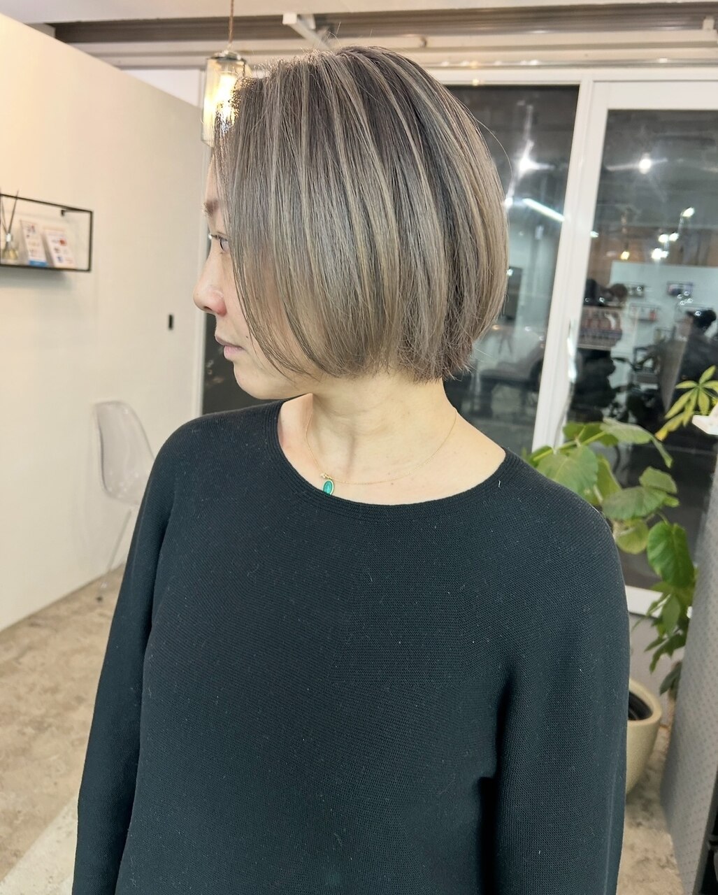 白髪ぼかしボブ
