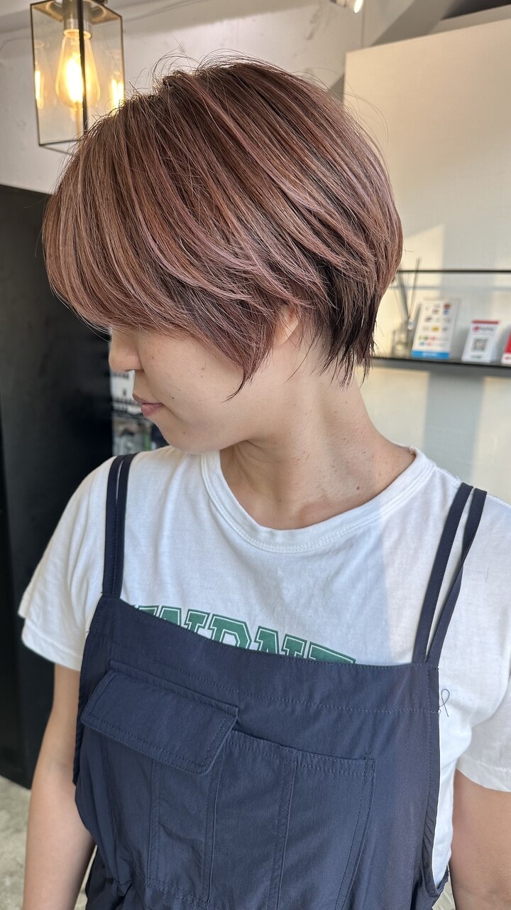 ショートヘア簡単スタイリングピンクバレイヤージュ